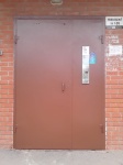 Покраска входных дверей подъездов по адресу ул. Пионерская д.18Д